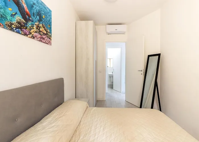 Apartment In With Swimming Pool And Sea View Apartman *